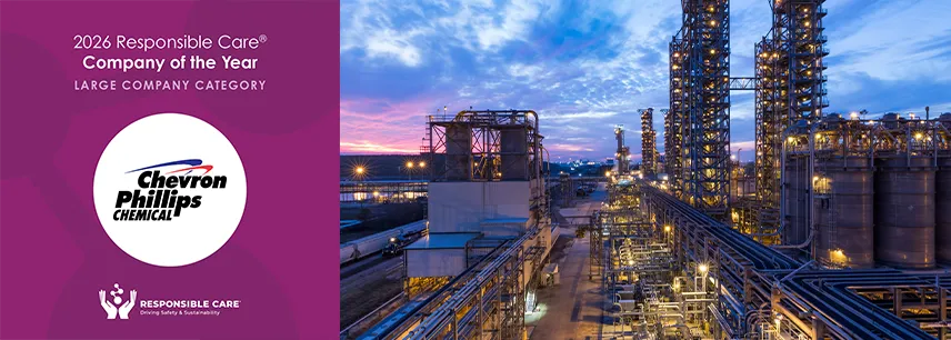 Banner "2026 Responsible Care Company of the year, large company category". Next to it is a photo of a production site at dawn. (Photo)